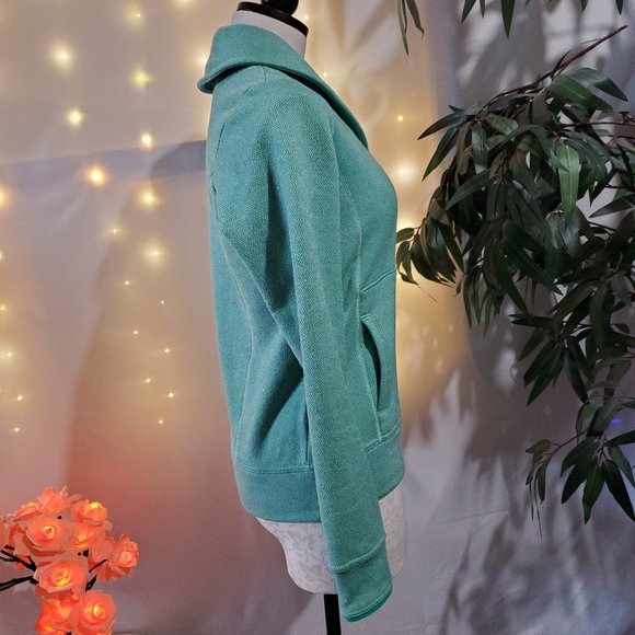 The North Face Crescent Shawl Teal Diamond Print Size Women's XS EUC - Picture 5 of 14